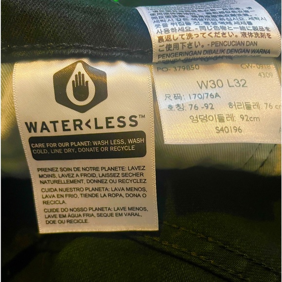 Women’s Black Levi’s Skinny Jeans - 30x32 - Picture 4 of 4